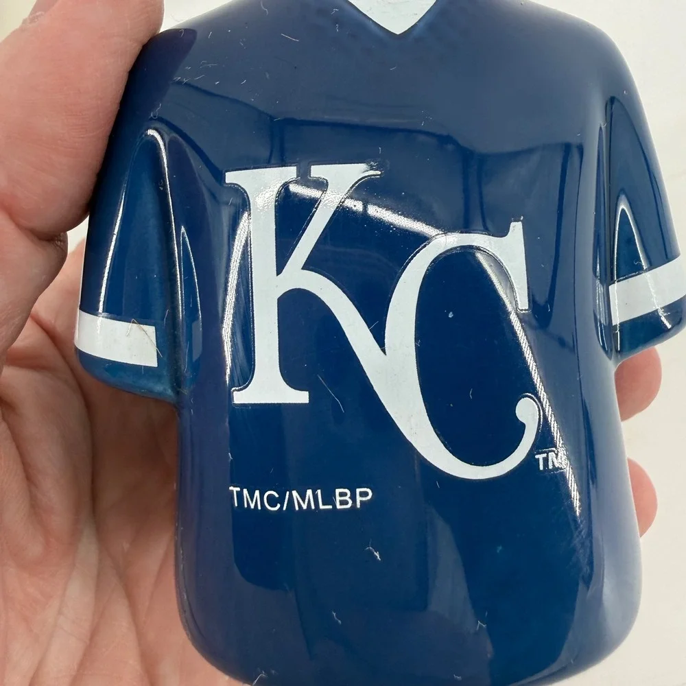 Kansas City Royals MLB Jersey Salt and Pepper Shakers The Memory Company Ceramic